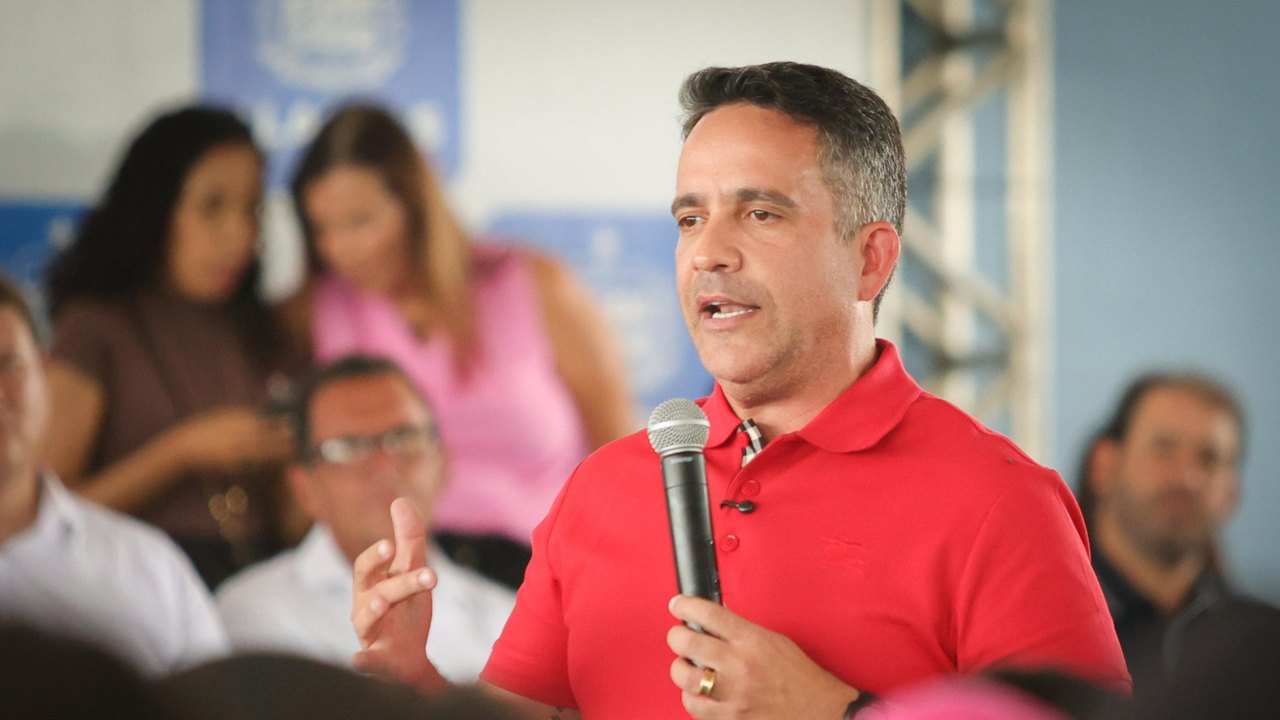 Governo paga R$ 412 milhões a professores e acelera obras em Alagoas