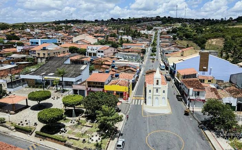 Aprovados em concurso de Feira Grande denunciam morosidade nas nomeações