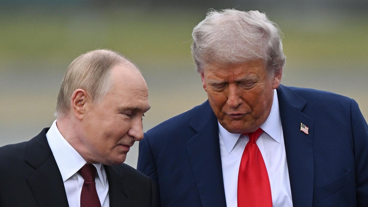 Putin e Trump realizam conversa por telefone, diz Kremlin