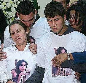 Ana Cristina, mãe de Eloá, permanece muito abalada