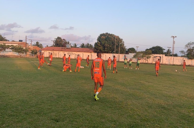 Delegação do Coruripe já está em Aracaju com foco na terceira partida do Brasileirão Série D