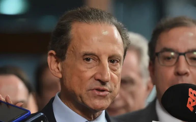 Skaf critica Selic alta e alerta para asfixia do setor produtivo