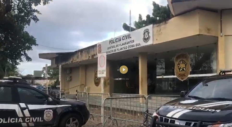 Dois homens são presos durante operação contra fraudes eletrônicas em Sergipe, Bahia e Alagoas / Foto: Foto: Portal A8SE/Reprodução