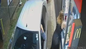 Mulher agride atendente do Mc Donalds após receber pedido errado