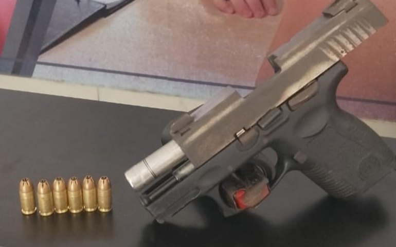 PM prende suspeito de ameaçar moradores com arma de fogo no Clima Bom