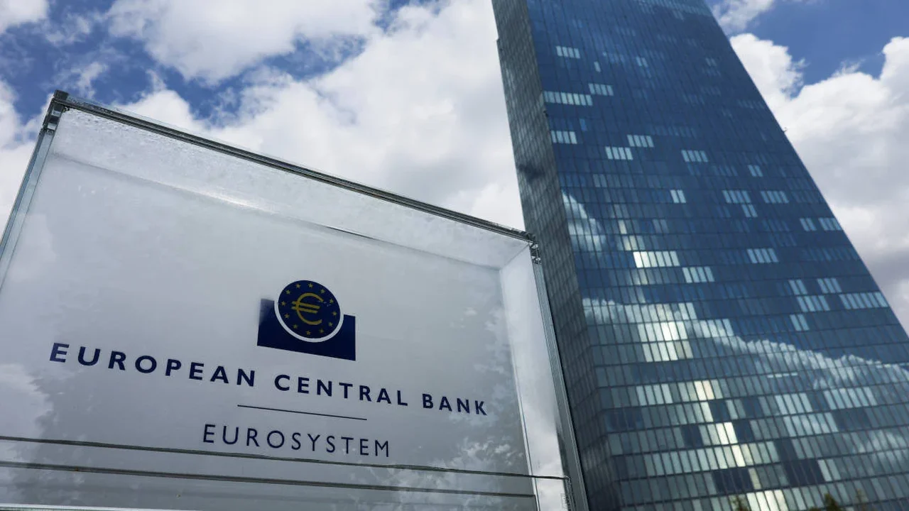 Kocher ressalta resiliência da economia europeia, mas aponta ameaça à estabilidade de preços