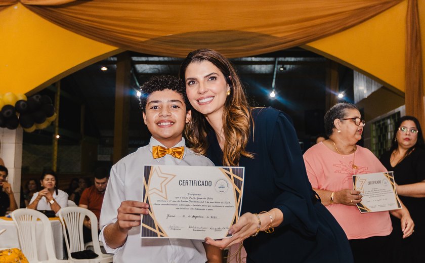 Escola Maria José Clemente realiza formatura dos alunos do 5º ano