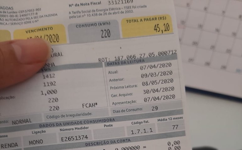 Sancionada lei que veta corte de água e luz às sextas, fins de semana e feriados