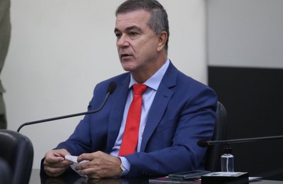 Ronaldo Medeiros convoca audiência pública na ALE, para debater os impactos da PEC 32 na Educação