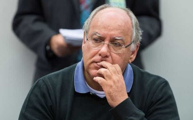 Juíza nega semiaberto a Renato Duque por &#8216;delação unilateral espontânea&#8217;