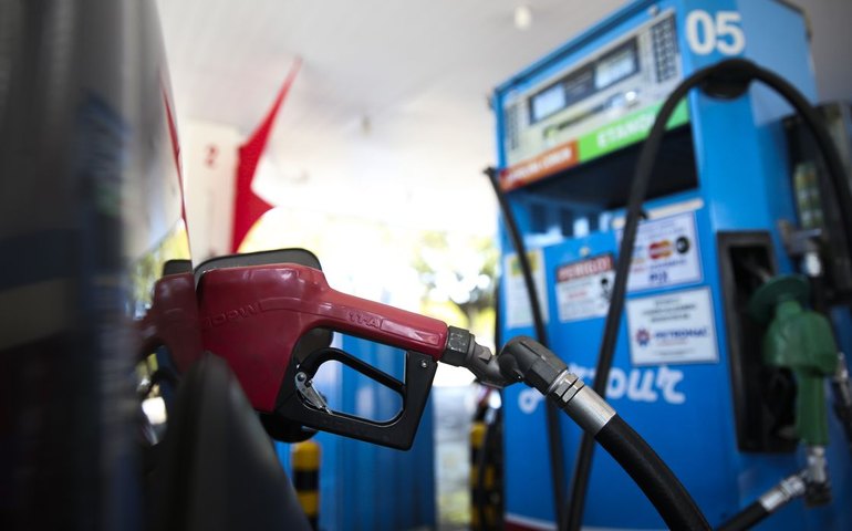 Ministério da Fazenda discute com estados redução temporária do ICMS sobre o diesel