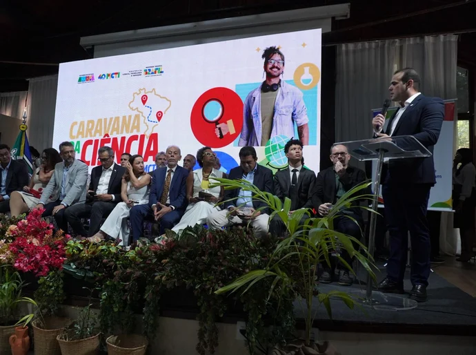 Fórum Nacional debate o futuro da ciência e tecnologia no Brasil
