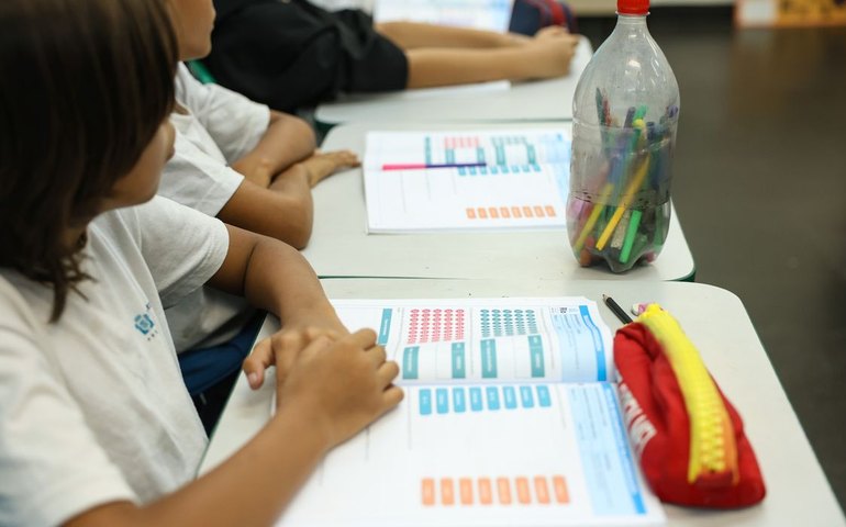 Censo aponta queda de 1 milhão de matrículas na educação básica em 2025