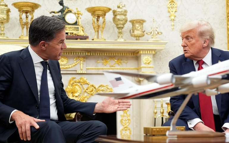 EUA buscam se distanciar da Europa e 'terceirizam' a Ucrânia, avalia analista norueguês