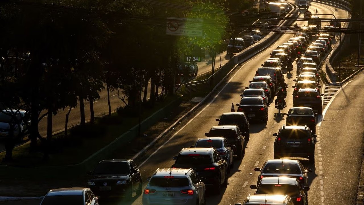 Prefeitura de SP desiste de meta de redução de morte no trânsito