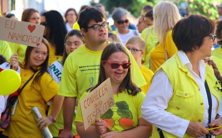 Comissão debate direitos das pessoas com síndrome de Down; participe