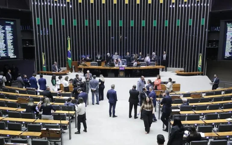 Câmara adia para a manhã desta quinta a conclusão da votação da desoneração