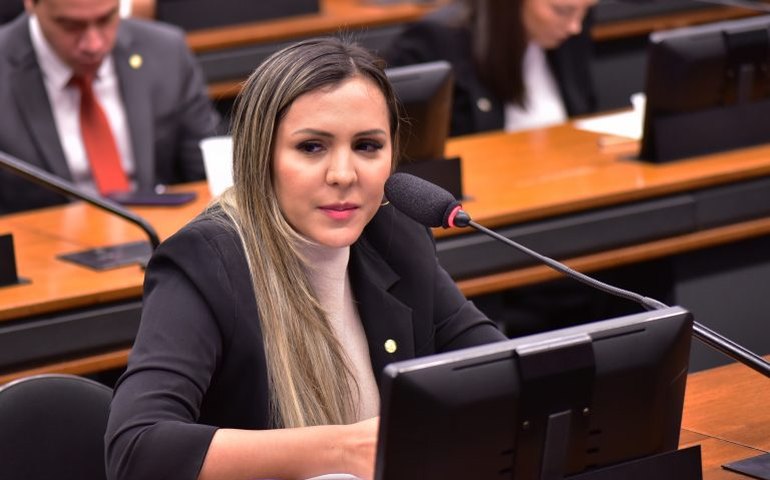 Comissão autoriza acesso a dados sobre nascimentos no País por instituições voltadas à pessoa com deficiência