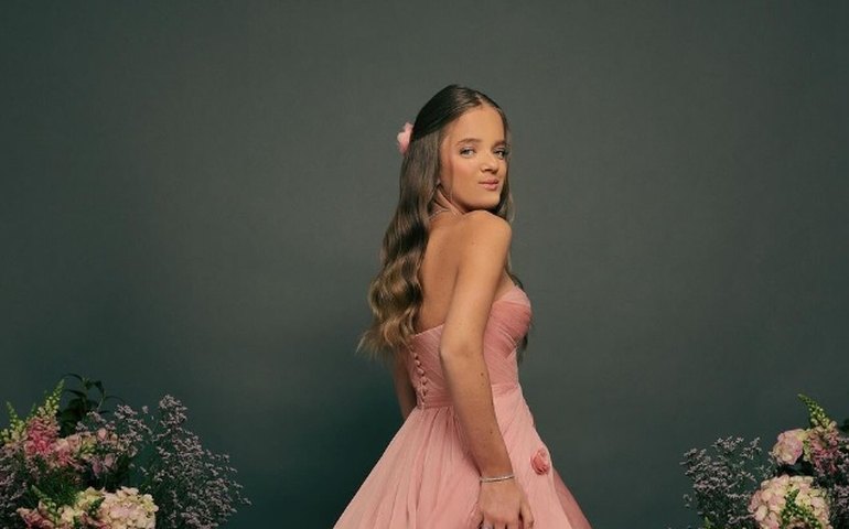 Qual foi a lembrancinha da festa de 15 anos de Rafa Justus? Kit de luxo tinha até perfume