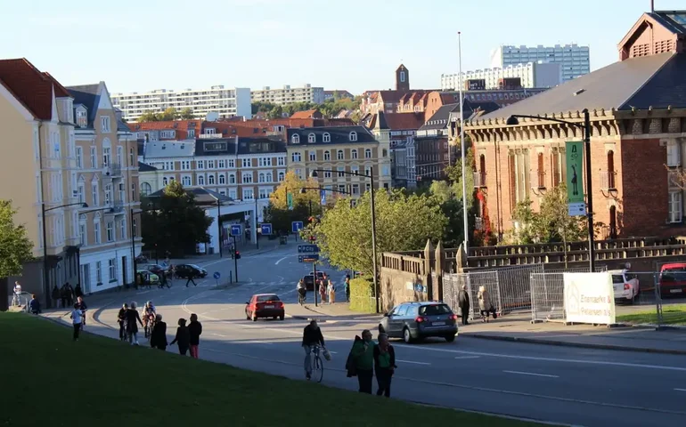 Dinamarca quer retirar estátua de sereia considerada 'pornográfica' de Copenhague