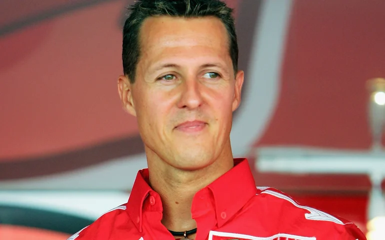 Filha de Schumacher revela como enfrentou acidente do pai: 'Precisei agir'