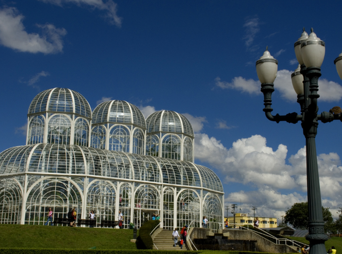 Curitiba é eleita um dos melhores destinos no mundo para visitar em 2025
