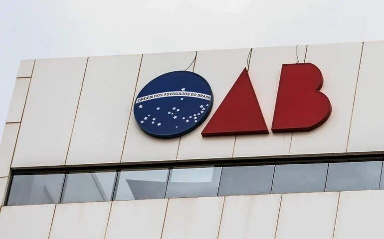 OAB cria comissão para debater reforma do Judiciário após propostas de Flávio Dino