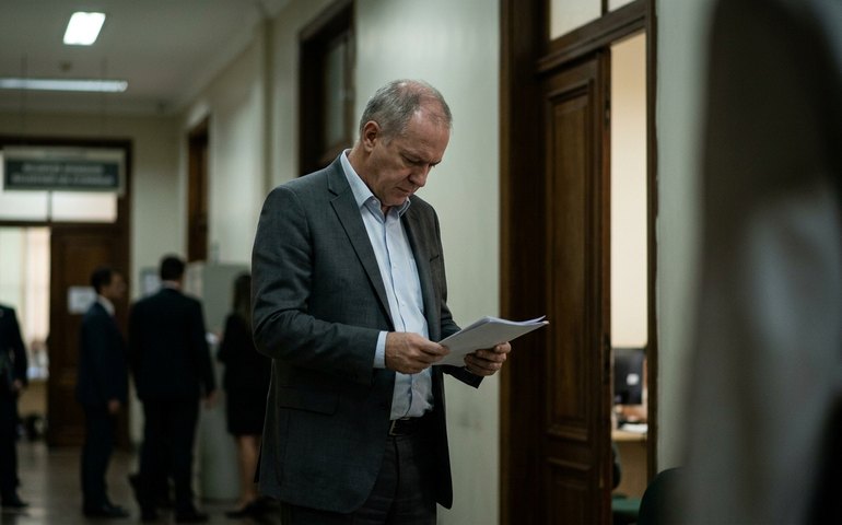 Corregedor rejeita afastamento de procurador acusado de 'ir pra cima' de advogada