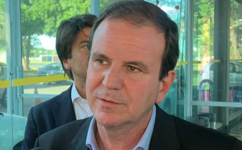 Paes e Ceciliano fazem as pazes um mês após troca de ofensas por 'conexão com o crime' e 'fala nervosinha'