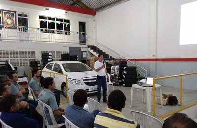 Prefeitura leva educação para o trânsito a empresas de Arapiraca