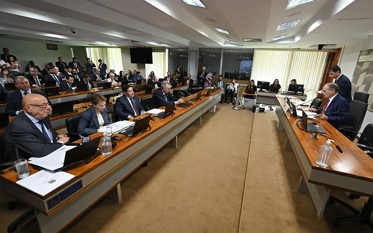 CAE aprova pagamento de obras públicas com créditos tributários