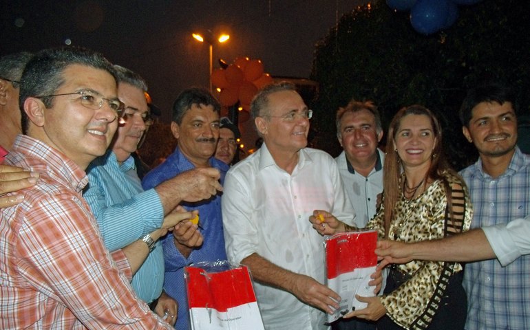 Equipamentos agrícolas são entregues ao município de Olivença
