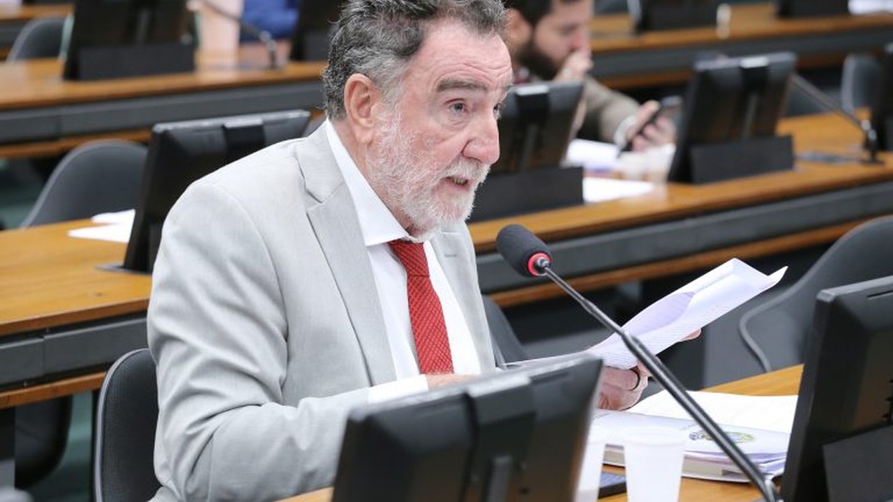 Patrus aceita convite de Lula e será anunciado como candidato ao governo de MG na segunda