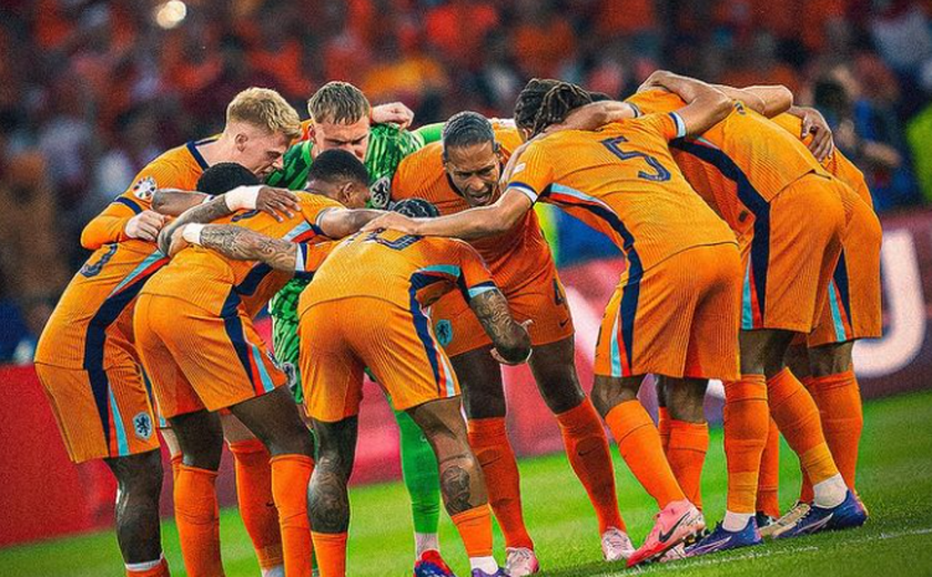 Em 6 minutos, Holanda vira contra a Turquia e conquista última vaga das semis da Eurocopa