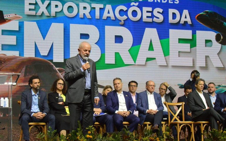 Governo federal e Embraer anunciam R$ 20 bilhões em investimentos no Brasil até 2030
