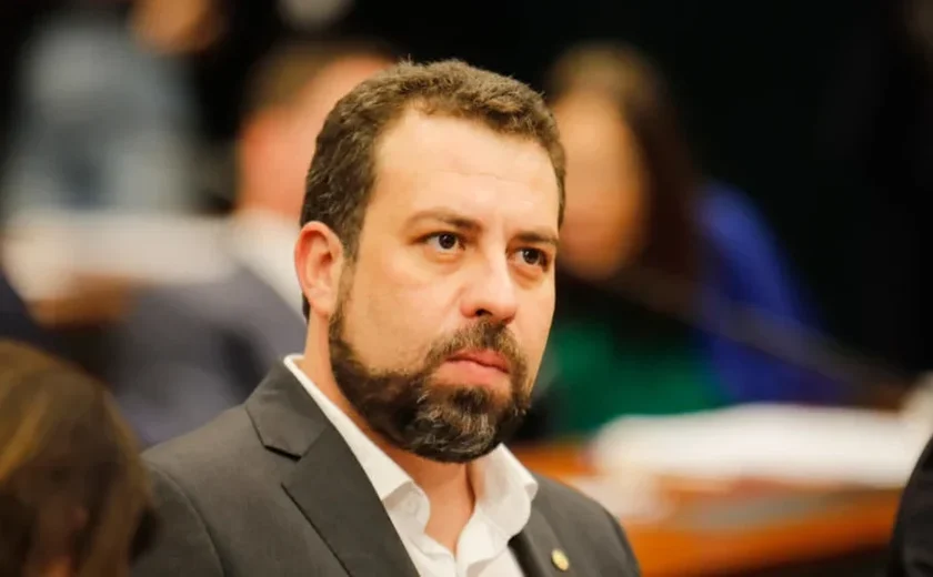 Boulos faz evento com Haddad e Erundina em Heliópolis, mas Sem Marta Suplicy