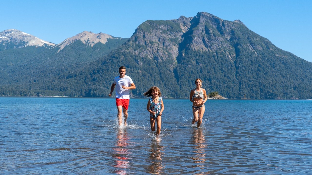 Bariloche deve receber aumento de 15% de turistas no verão comparado a 2021