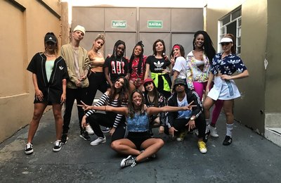 Bailarina Tainá Grando coreografa clipe de MC WM 