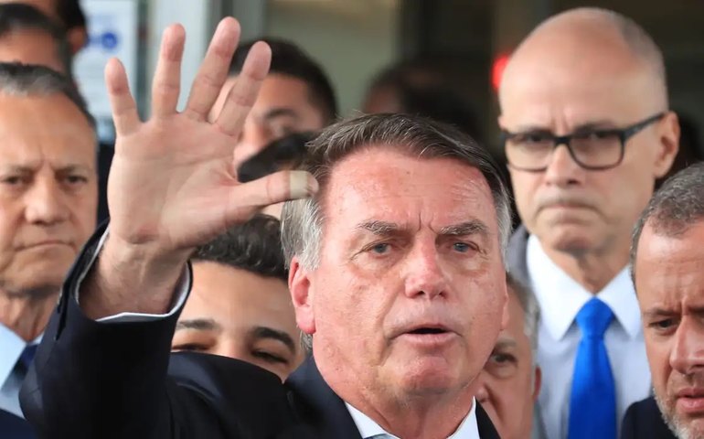 STF inicia julgamento de Jair Bolsonaro e aliados por tentativa de golpe de Estado