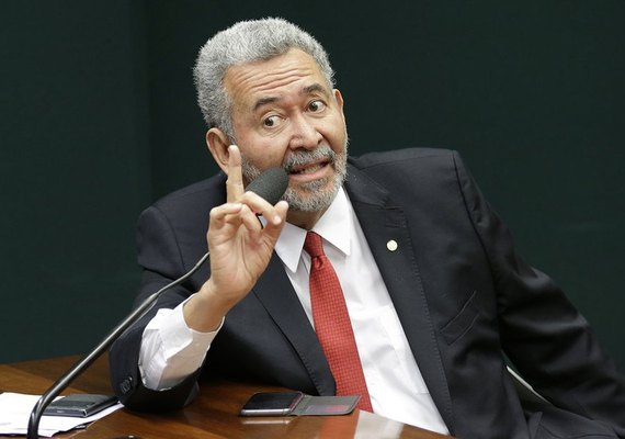 Paulão cobra corregedor da PM ao vivo sobre ameaças que teria sofrido de oficiais