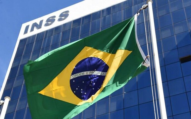 Governo anuncia data para pagamento de vítimas de descontos indevidos do INSS
