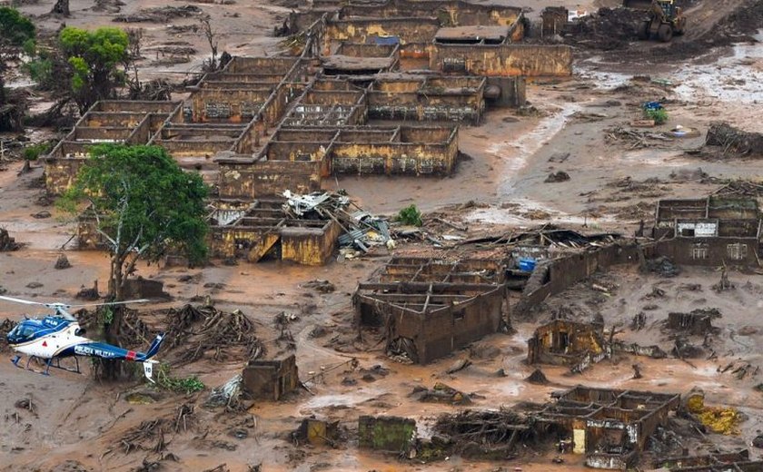 Comissão discute novo acordo para ressarcir danos causados por rompimento de barragem em Mariana