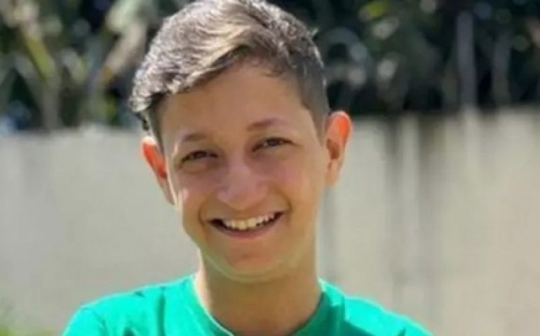 Cantor de Alagoas morre aos 17 anos após internação por hemorragia digestiva