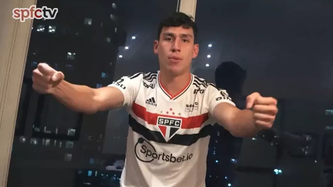 Ferraresi explica foto antiga com camisa do São Paulo: ‘Presente do meu pai’