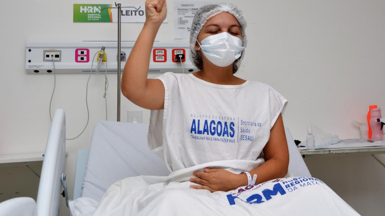 Governo retoma cirurgias de reconstrução mamária após queda na ocupação hospitalar por Covid-19