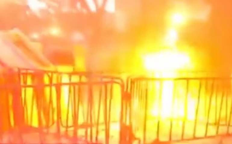 Manifestantes pró-Palestina atacam embaixada de Israel no México com coquetéis molotov, e seis ficam feridos; vídeo