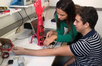 Estudo da CNI aponta 16 profissões do futuro na indústria