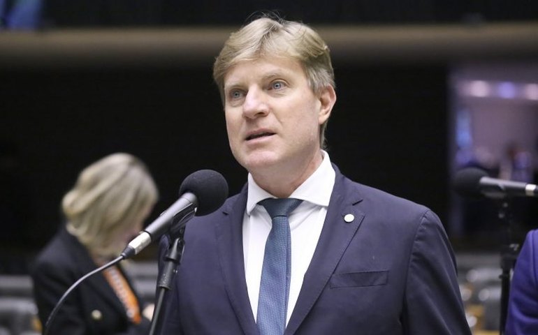 Comissão aprova novas regras para Empresa Simples de Crédito