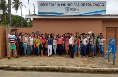 Secretaria de Educação de Roteiro faz busca para matricular novos alunos