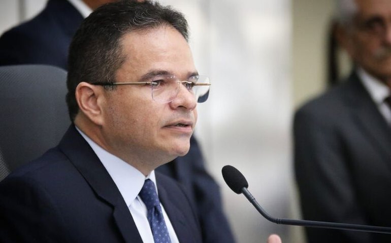 Marcelo Victor é eleito presidente com o voto dos 27 parlamentares da Assembleia